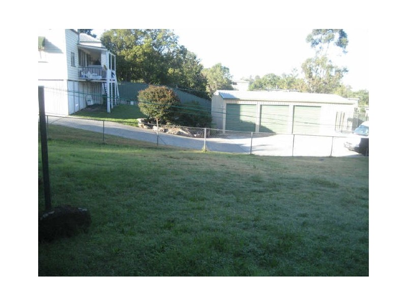 64 Pine Moutain Road, North Ipswich QLD 4305