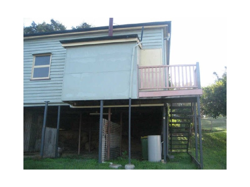 64 Pine Moutain Road, North Ipswich QLD 4305