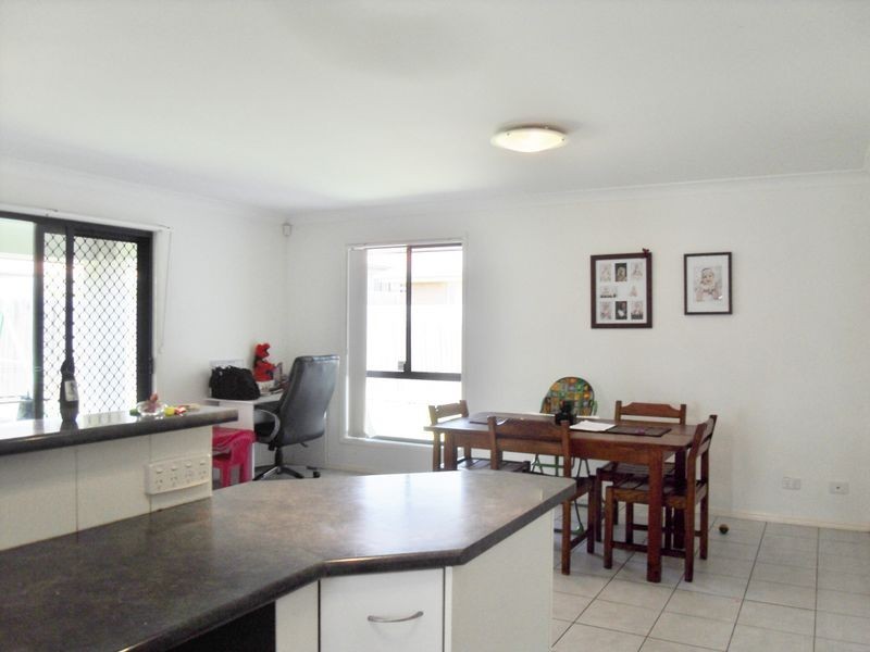 2 Dewhurst Crescent, Raceview QLD 4305