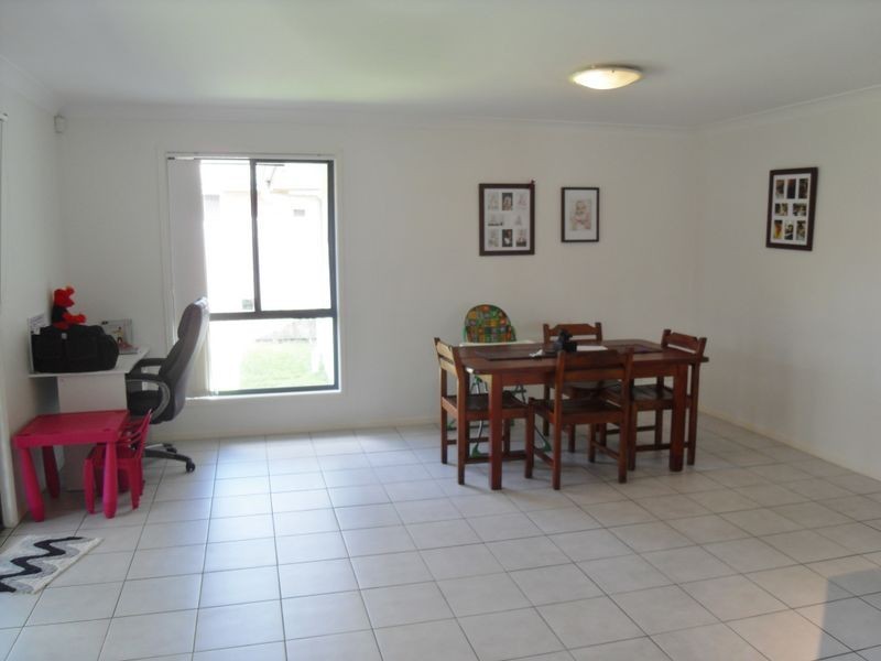 2 Dewhurst Crescent, Raceview QLD 4305