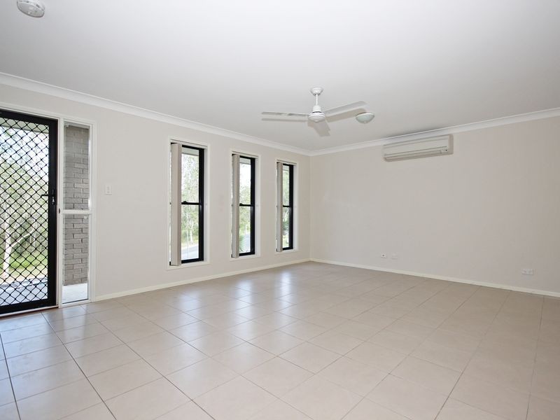 11 Bradfield Drive, Brassall QLD 4305