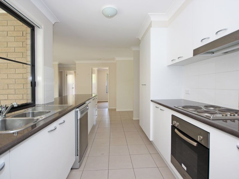 11 Bradfield Drive, Brassall QLD 4305