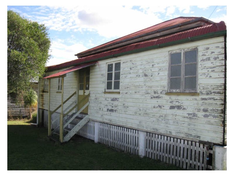 24 Wattle Street, North Booval QLD 4304