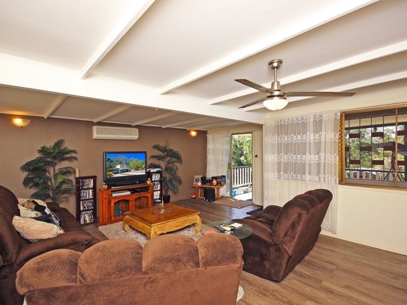 3 Daisy Av, North Ipswich QLD 4305