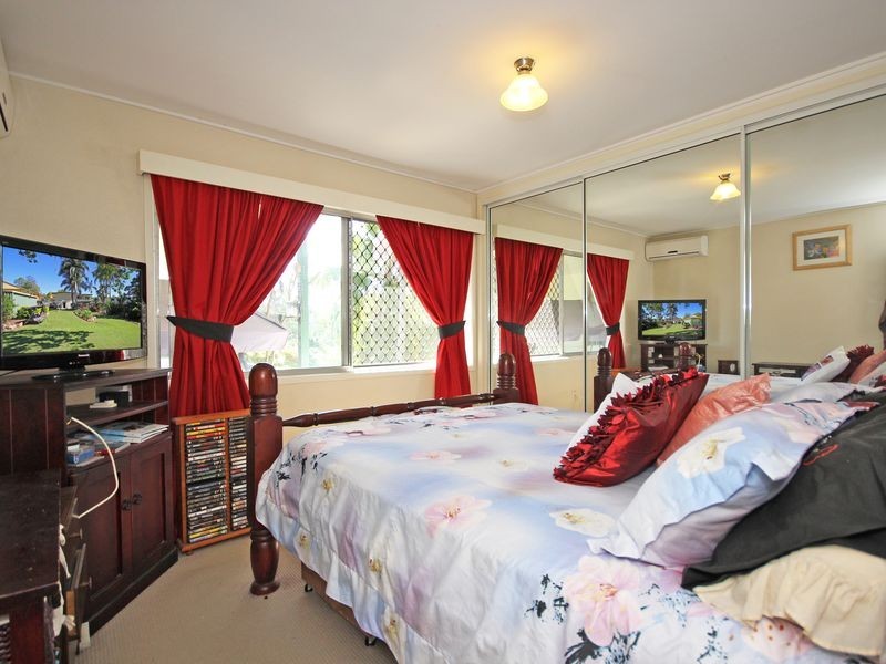 3 Daisy Av, North Ipswich QLD 4305