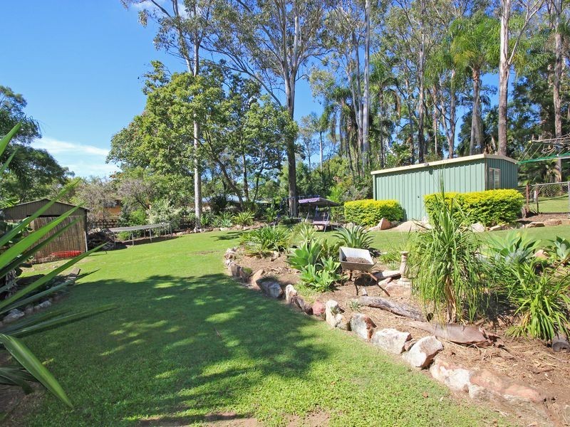 3 Daisy Av, North Ipswich QLD 4305