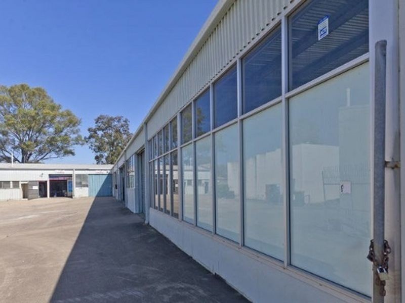 18 Mining Street, Bundamba QLD 4304