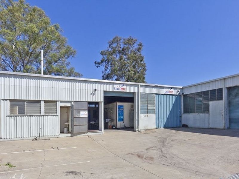 18 Mining Street, Bundamba QLD 4304