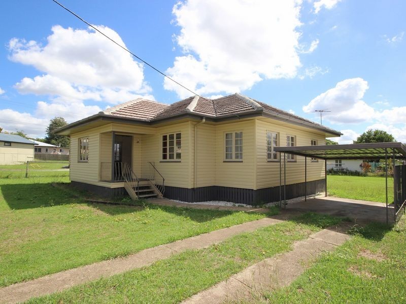 178 Glebe Road, Booval QLD 4304