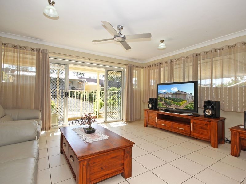 22 Piccadilly Court, Deebing Heights QLD 4306
