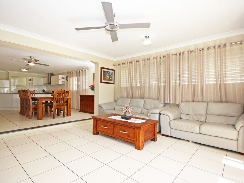 22 Piccadilly Court, Deebing Heights QLD 4306