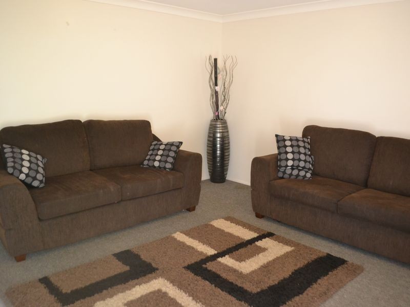 381 South Station Road, Raceview QLD 4305