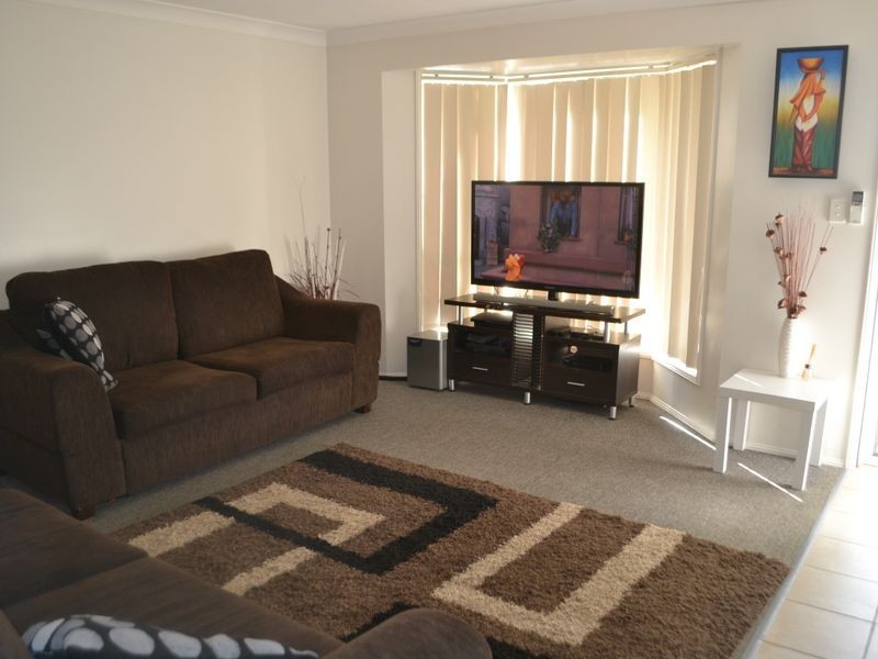 381 South Station Road, Raceview QLD 4305