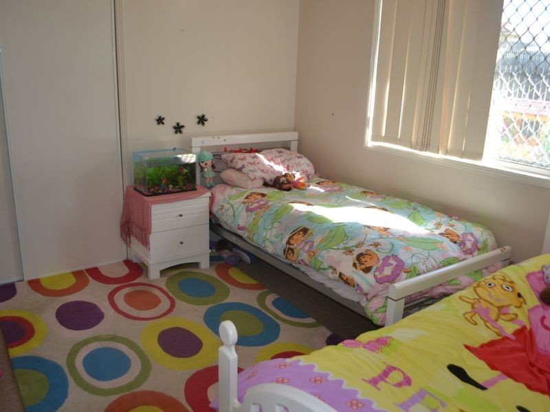 381 South Station Road, Raceview QLD 4305