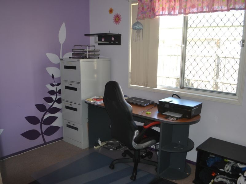 381 South Station Road, Raceview QLD 4305