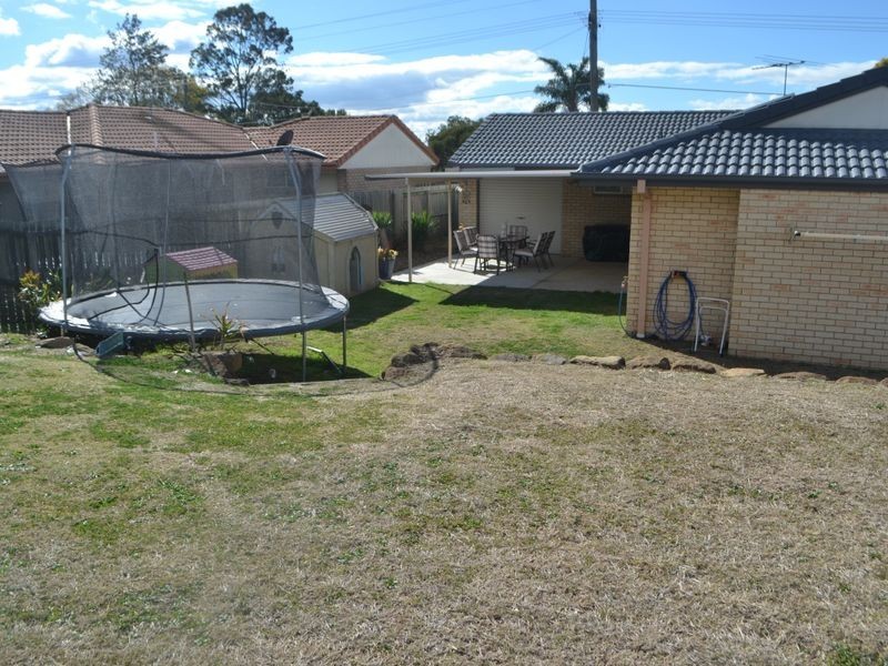 381 South Station Road, Raceview QLD 4305