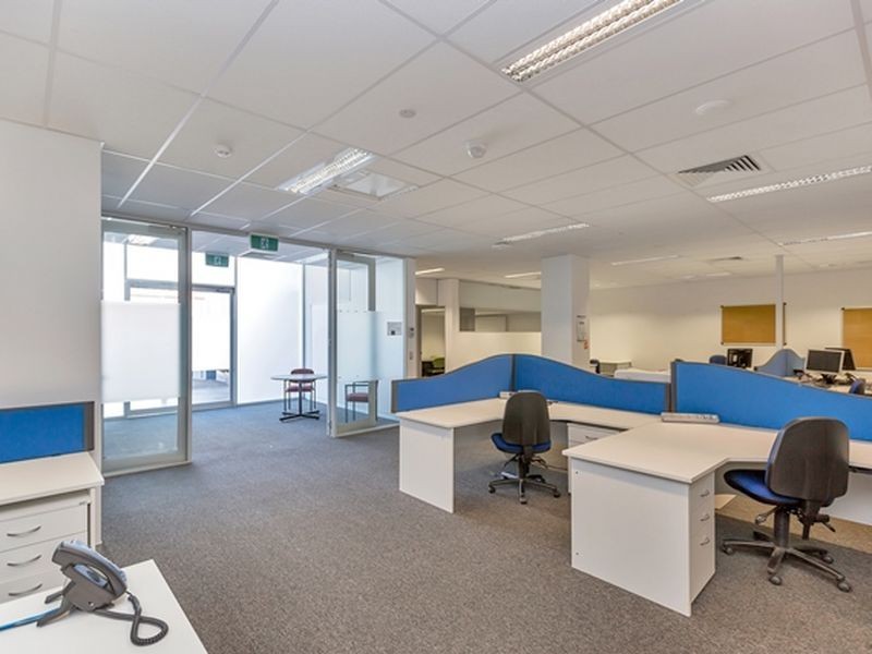 30 Limestone Street, Ipswich QLD 4305