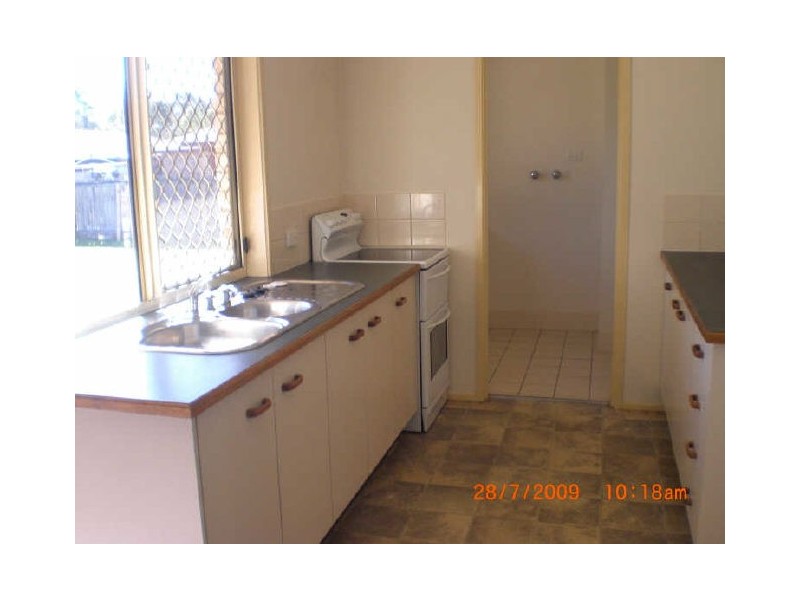 35 Helen Street, North Booval QLD 4304