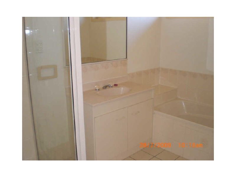 35 Helen Street, North Booval QLD 4304