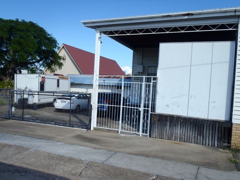 53 Downs Street, North Ipswich QLD 4305