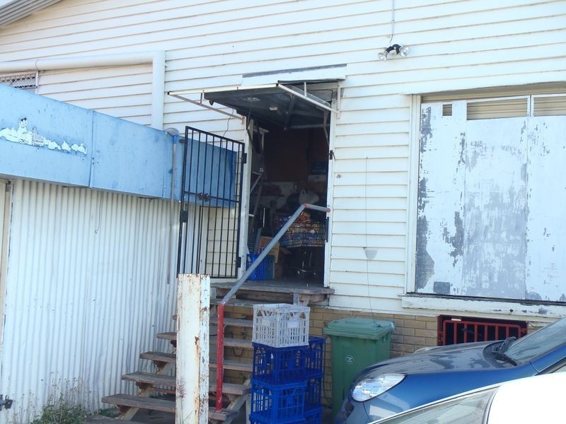 53 Downs Street, North Ipswich QLD 4305
