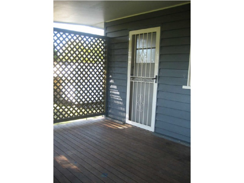 7a Robert Street, Ebbw Vale QLD 4304