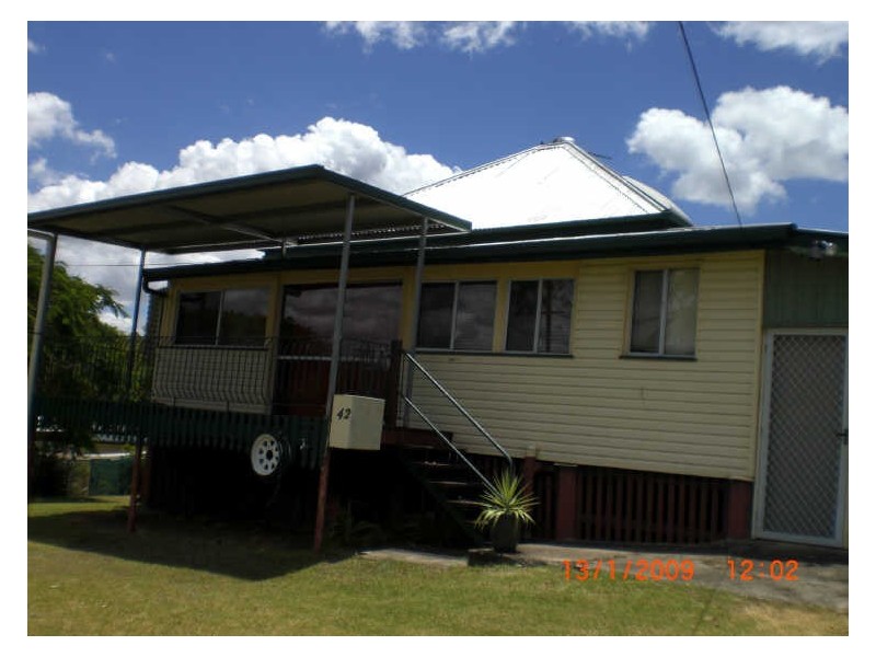 42 Barclay Street, Bundamba QLD 4304