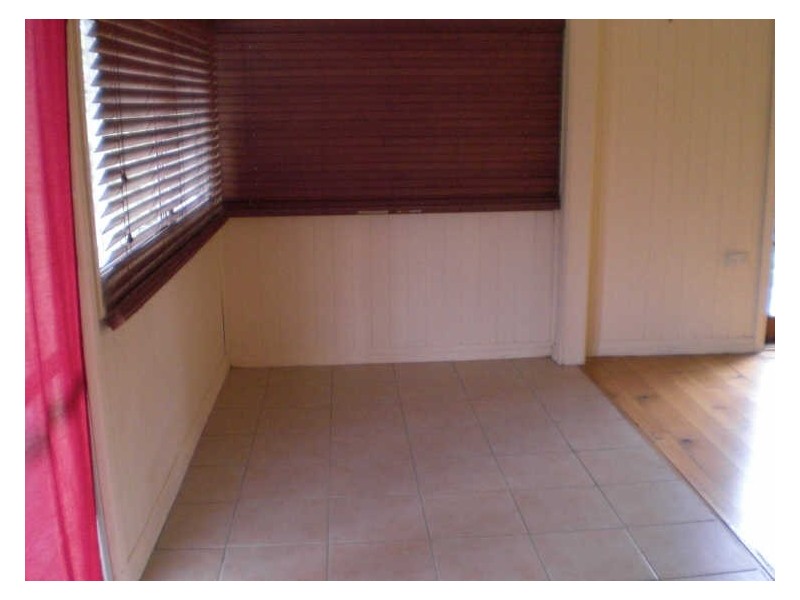 42 Barclay Street, Bundamba QLD 4304