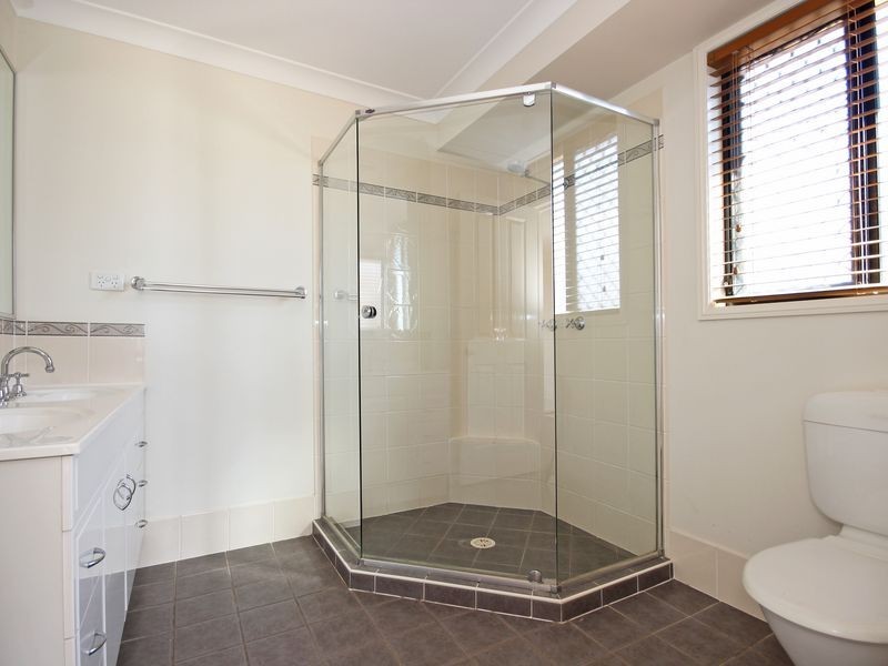 11 Jondaryan Court, Brassall QLD 4305