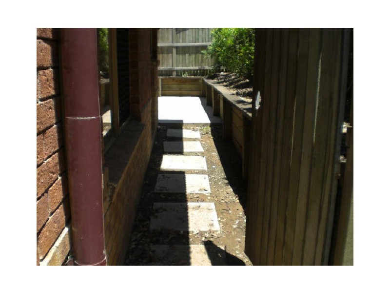 1/13 John Staines Cresent, North Ipswich QLD 4305