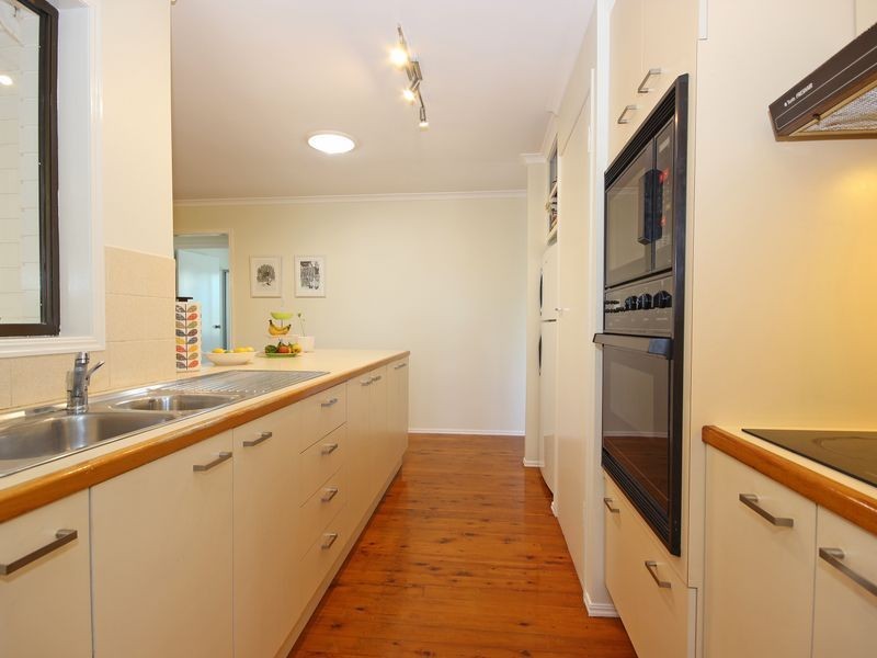 21 Glenelg Drive, Brassall QLD 4305