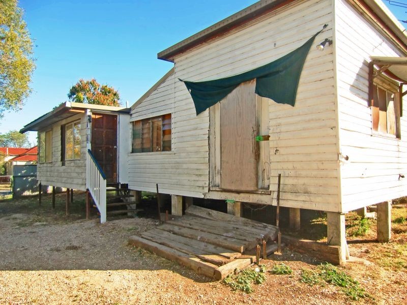 37 River Road, Dinmore QLD 4303