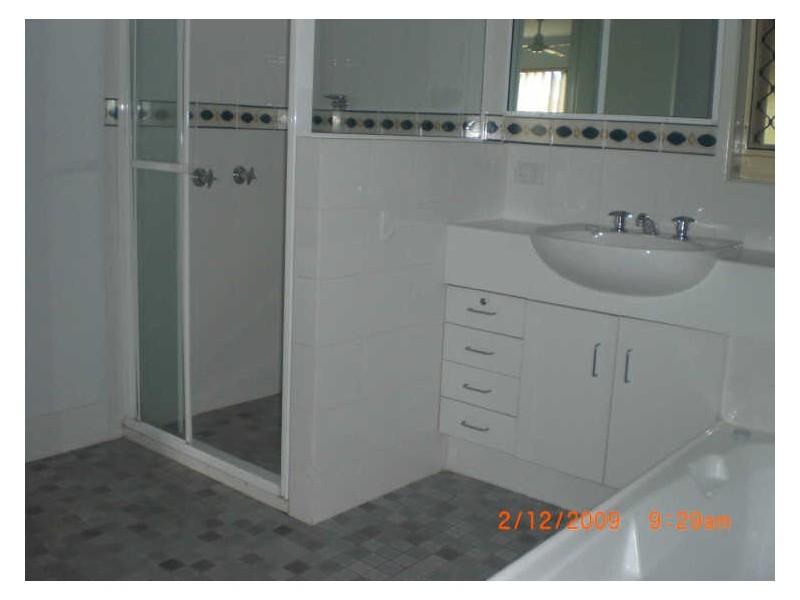 7/13 John Staines Cresent, North Ipswich QLD 4305