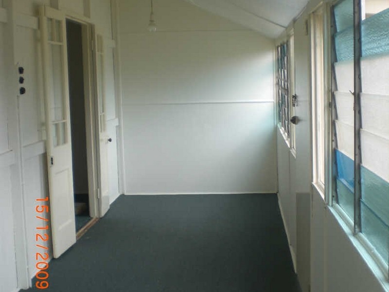 3 Shine Street, One Mile QLD 4305