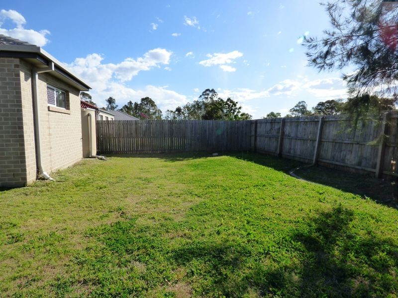 34 Ronayne Circle, One Mile QLD 4305