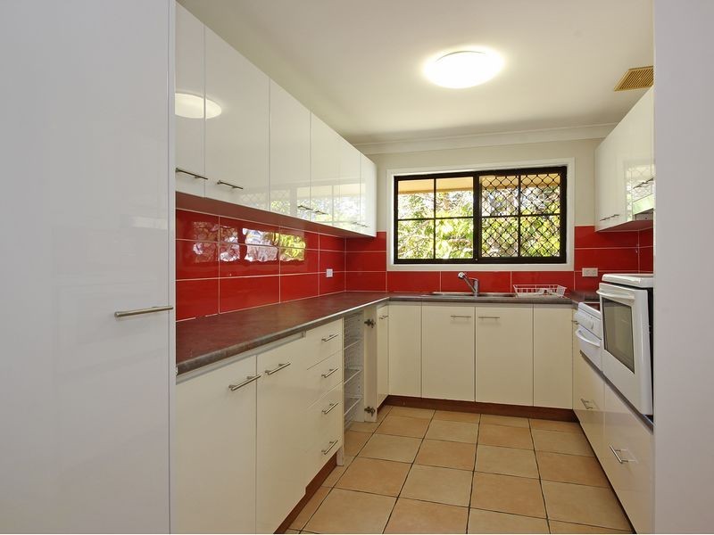 1 Glenelg Drive, Brassall QLD 4305