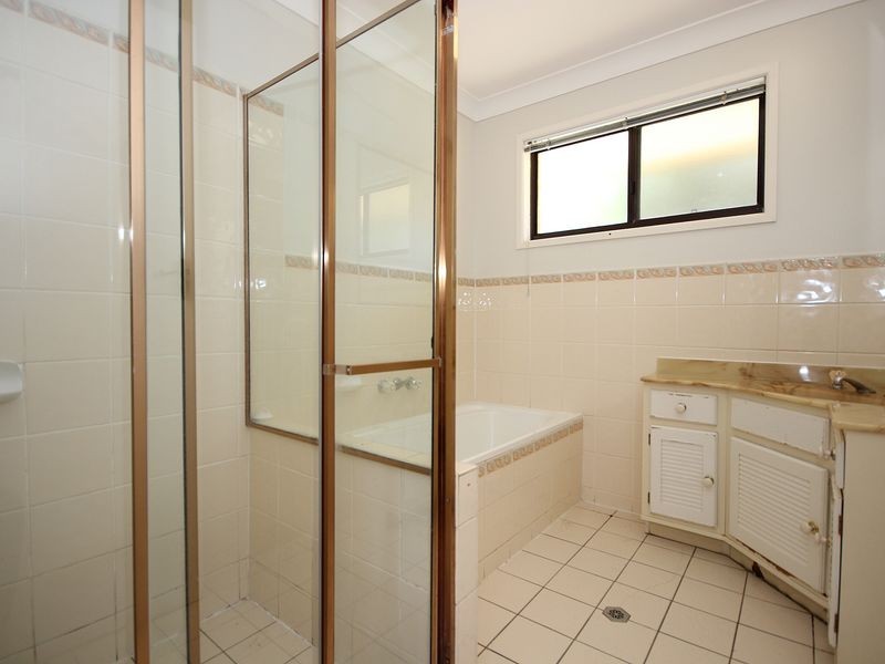 1 Glenelg Drive, Brassall QLD 4305