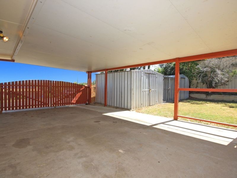 1 Glenelg Drive, Brassall QLD 4305