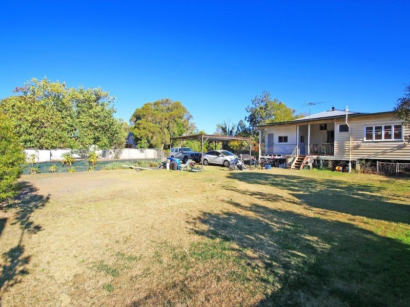 199 Pine Mountain Road, Brassall QLD 4305