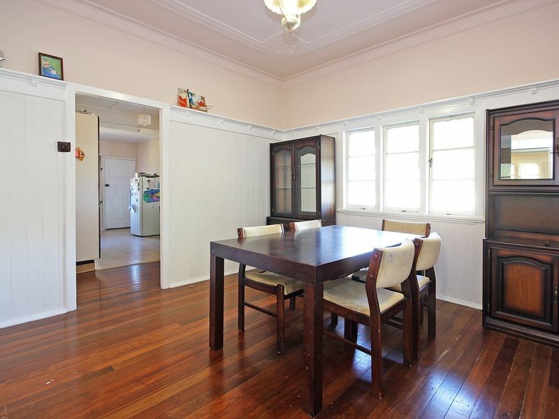 199 Pine Mountain Road, Brassall QLD 4305