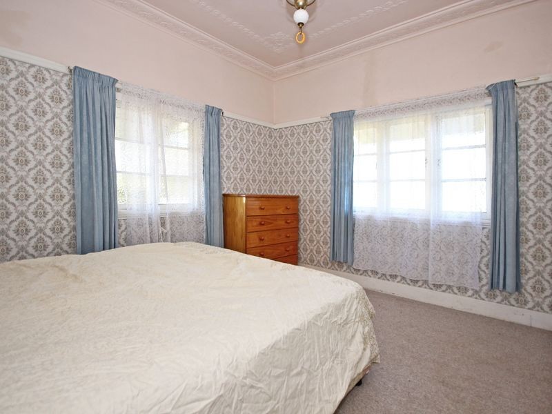 199 Pine Mountain Road, Brassall QLD 4305