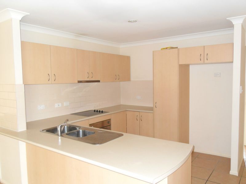 112 Anna Drive, Raceview QLD 4305