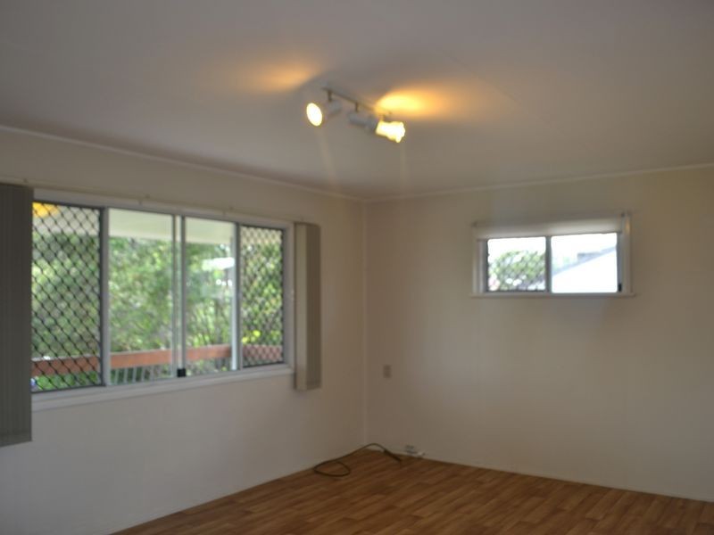 36 Mary Street, Bundamba QLD 4304