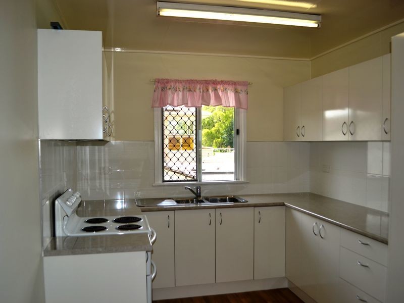 36 Mary Street, Bundamba QLD 4304