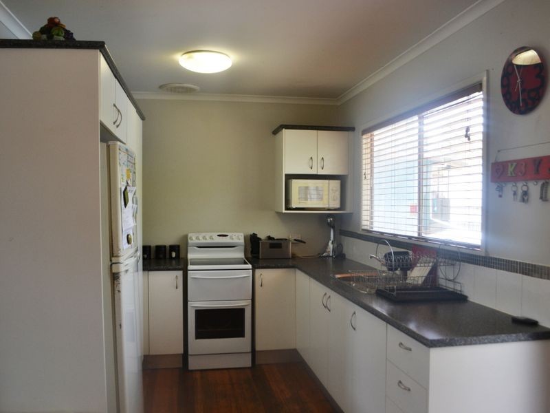 2 Wellen Street, Bundamba QLD 4304