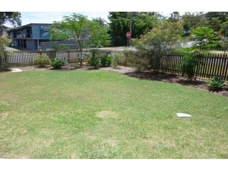 2 Wellen Street, Bundamba QLD 4304