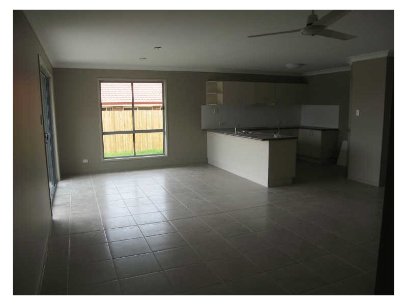 6 Rush Court, Bundamba QLD 4304