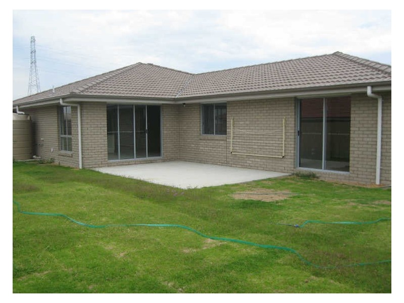 6 Rush Court, Bundamba QLD 4304