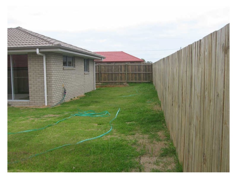 6 Rush Court, Bundamba QLD 4304