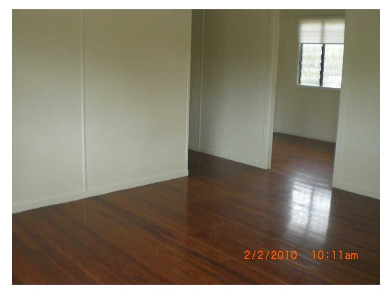 35 John Street, Bundamba QLD 4304